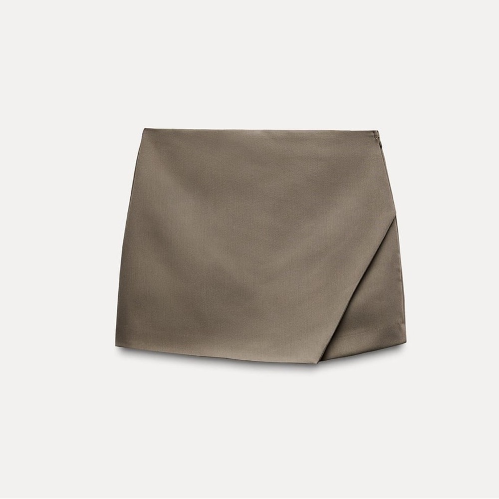 Zara Asymmetric Taupe Skort NWT - broken zipper